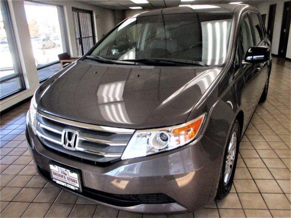 2011 Honda Odyssey (5FNRL5H45BB) with an 6 3.5L engine, Automatic transmission, located at 3240 Washington Blvd., Ogden, 84401, (801) 621-7177, 41.204967, -111.969994 - Photo #2