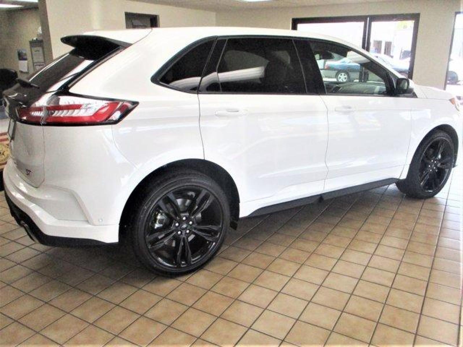 2020 Star White Metallic Tri-Coat Ford Edge (2FMPK4AP1LB) with an 6 2.7 L engine, Automatic transmission, located at 3240 Washington Blvd., Ogden, 84401, (801) 621-7177, 41.204967, -111.969994 - 2020 Ford Edge ST *Price Reduced!!*Sherm's Store Crew is Excited about This One!**This is a Sensational SUV with Polished Body Lines, and Astonishing Performance, at a Truly Agreeable Price Range.**One Owner, Clean Title, with No Accident History.**Come in and Claim this Like New Ford Edge for Your - Photo #5