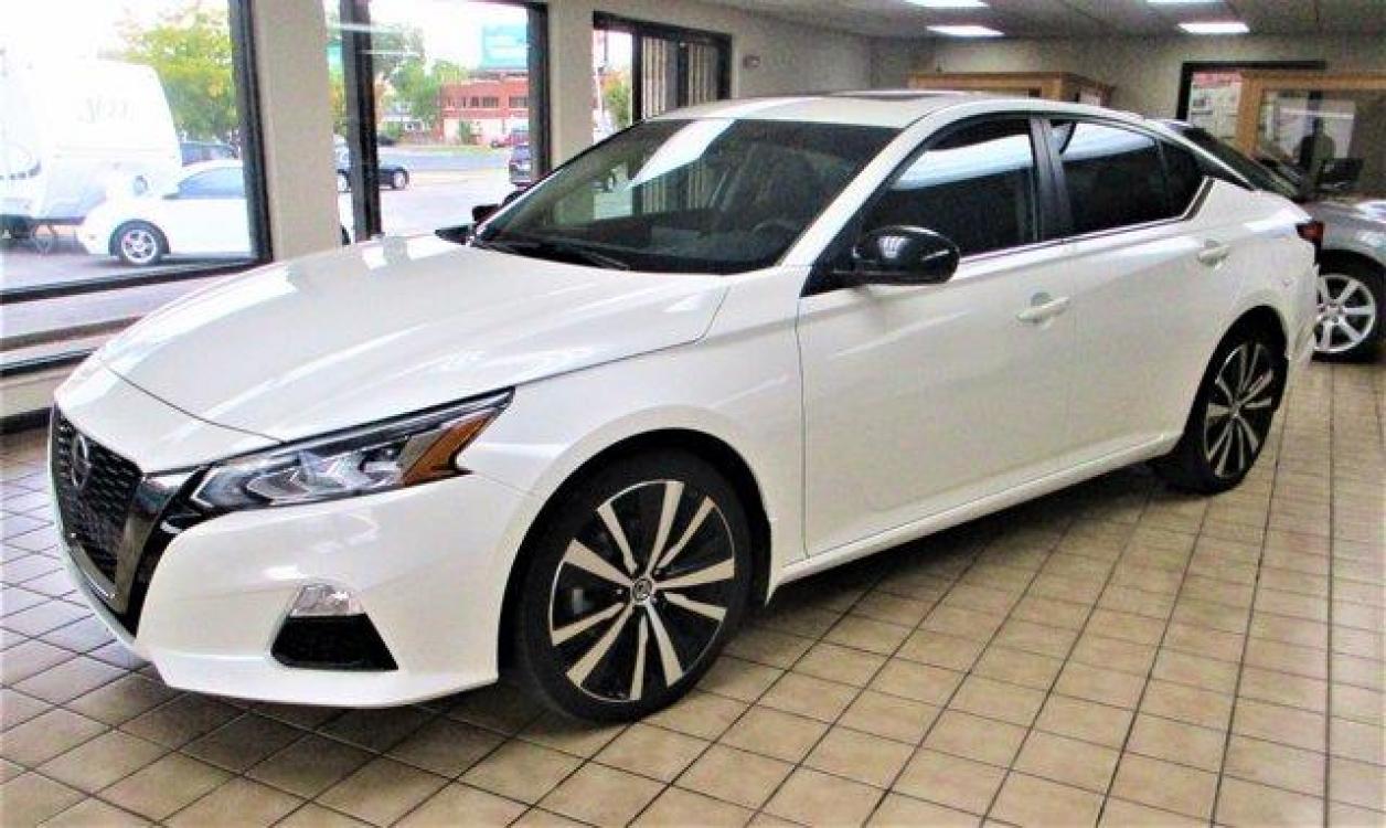 2019 Pearl White Tricoat /Sport Nissan Altima (1N4BL4CW3KN) with an 4 2.5 L engine, Variable transmission, located at 3240 Washington Blvd., Ogden, 84401, (801) 621-7177, 41.204967, -111.969994 - 2019 Nissan Altima 2.5 SR*Sherm's Store Crew is Excited about This One!**This is a Sensational Car with Polished Body Lines, and Astonishing Performance, at a Truly Agreeable Price Range.**One Owner, Clean Title, with No Accident History.**Come in and Claim this Like New Nissan Altima for Your Own T - Photo #0