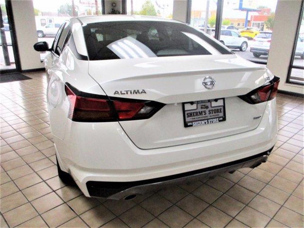 2019 Pearl White Tricoat /Sport Nissan Altima (1N4BL4CW3KN) with an 4 2.5 L engine, Variable transmission, located at 3240 Washington Blvd., Ogden, 84401, (801) 621-7177, 41.204967, -111.969994 - 2019 Nissan Altima 2.5 SR*Sherm's Store Crew is Excited about This One!**This is a Sensational Car with Polished Body Lines, and Astonishing Performance, at a Truly Agreeable Price Range.**One Owner, Clean Title, with No Accident History.**Come in and Claim this Like New Nissan Altima for Your Own T - Photo #5