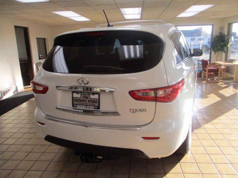 2014 Moonlight White /Graphite INFINITI QX60 (5N1AL0MMXEC) with an 6 3.5 L engine, Variable transmission, located at 3240 Washington Blvd., Ogden, 84401, (801) 621-7177, 41.204967, -111.969994 - Photo #5