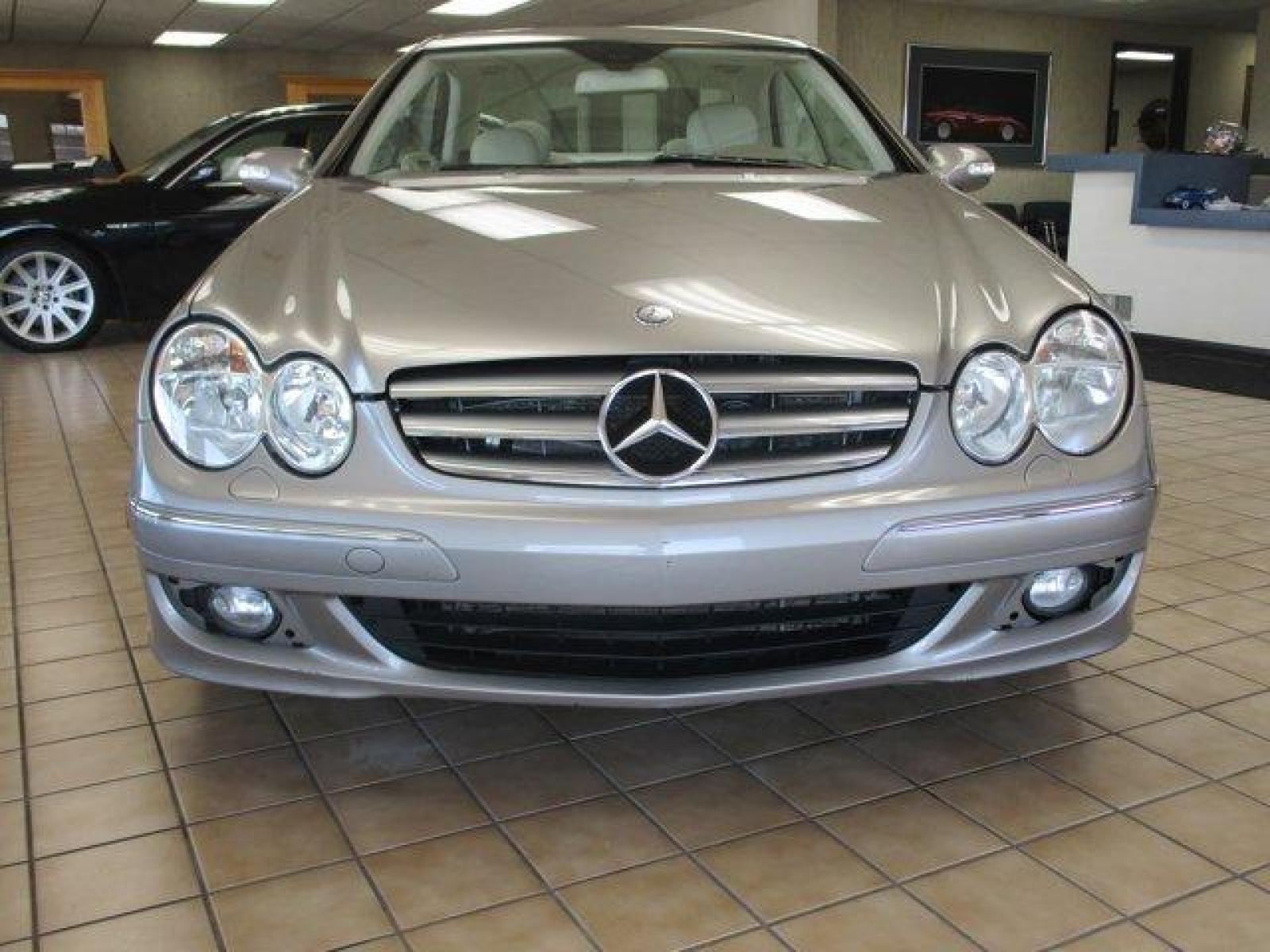 2007 Mercedes-Benz CLK-Class (WDBTJ56H37F) with an 6 3.5L engine, Automatic transmission, located at 3240 Washington Blvd., Ogden, 84401, (801) 621-7177, 41.204967, -111.969994 - Guy, you'll want to secure your socks before laying eyes on this beauty or they may just get knocked off.* :)*So fun to find this much car at such a modest price. If you don't need new, but want to drive refinement, this might be the one. All systems work and no check engine light. Yes, it comes wit - Photo #2